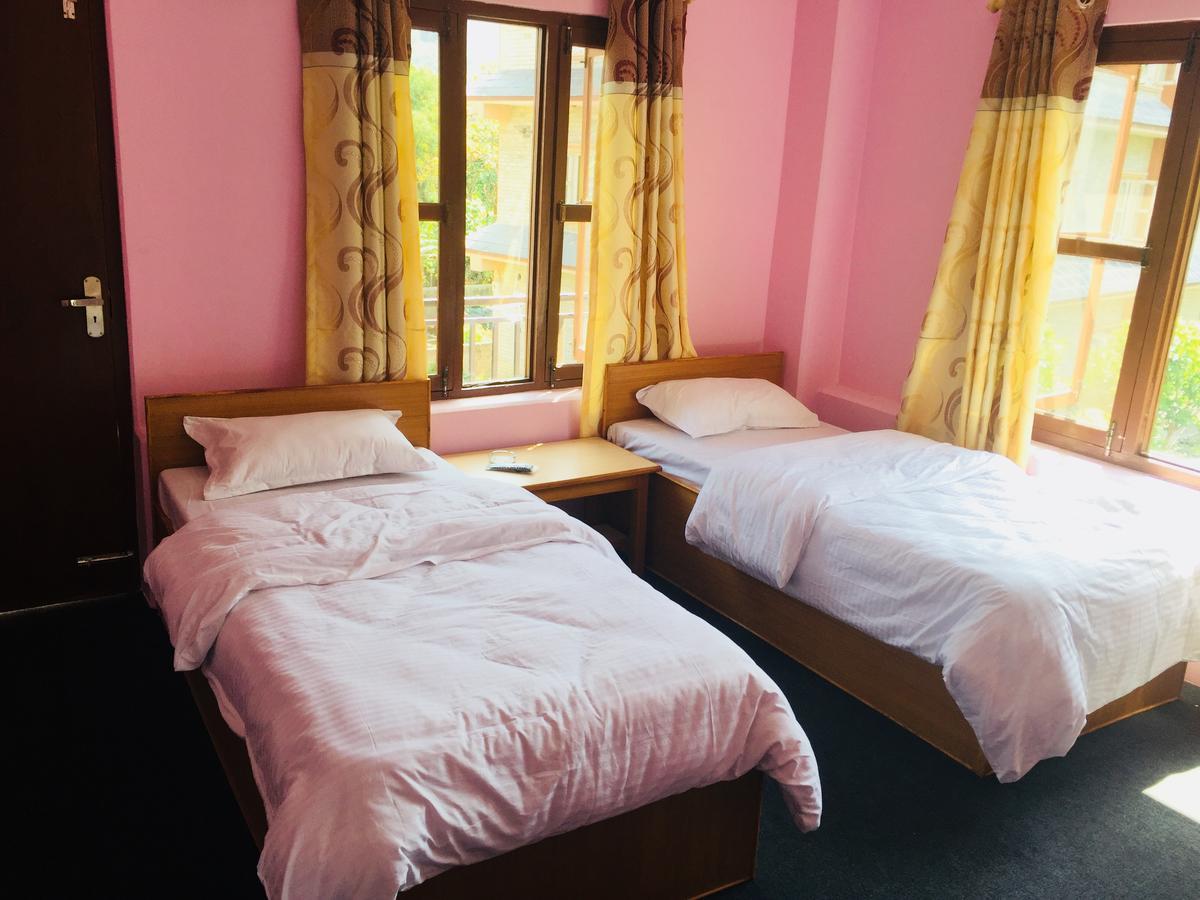 Obey Guest House Pokhara Exterior foto
